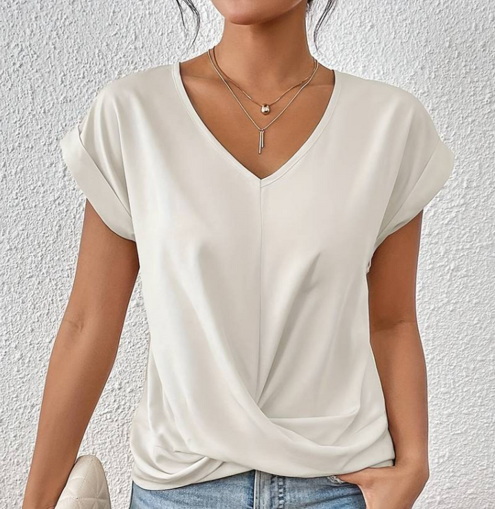 Clover - The perfect v-neck top